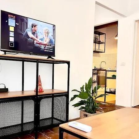 Casa Centro Wi Fi Aria Condizionata Netflix Apartment *